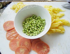 香肠批萨bj.jpg