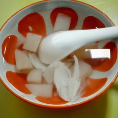 川贝百合炖雪梨的做法